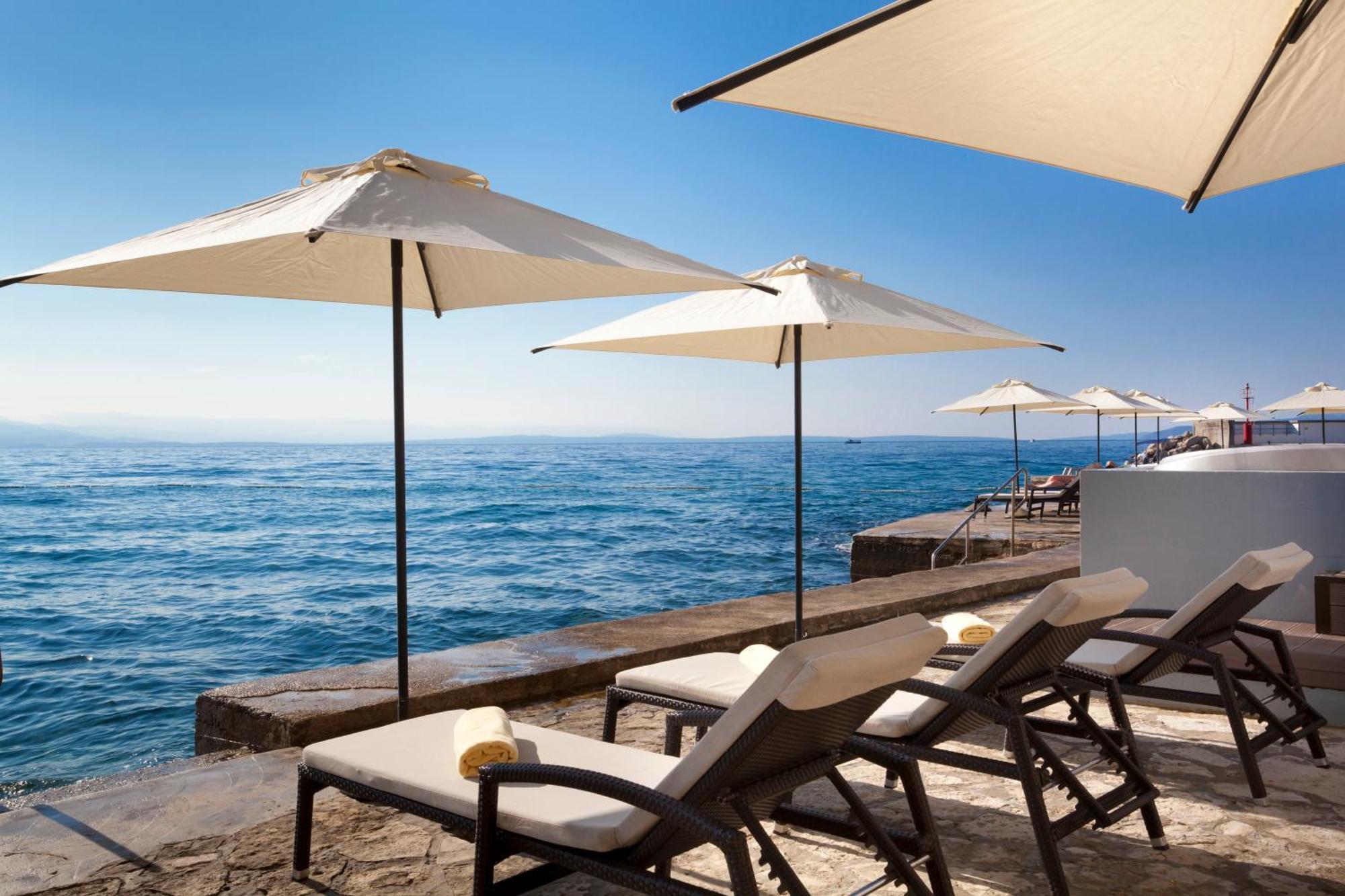 Hotel Kristal - Liburnia Opatija Dış mekan fotoğraf