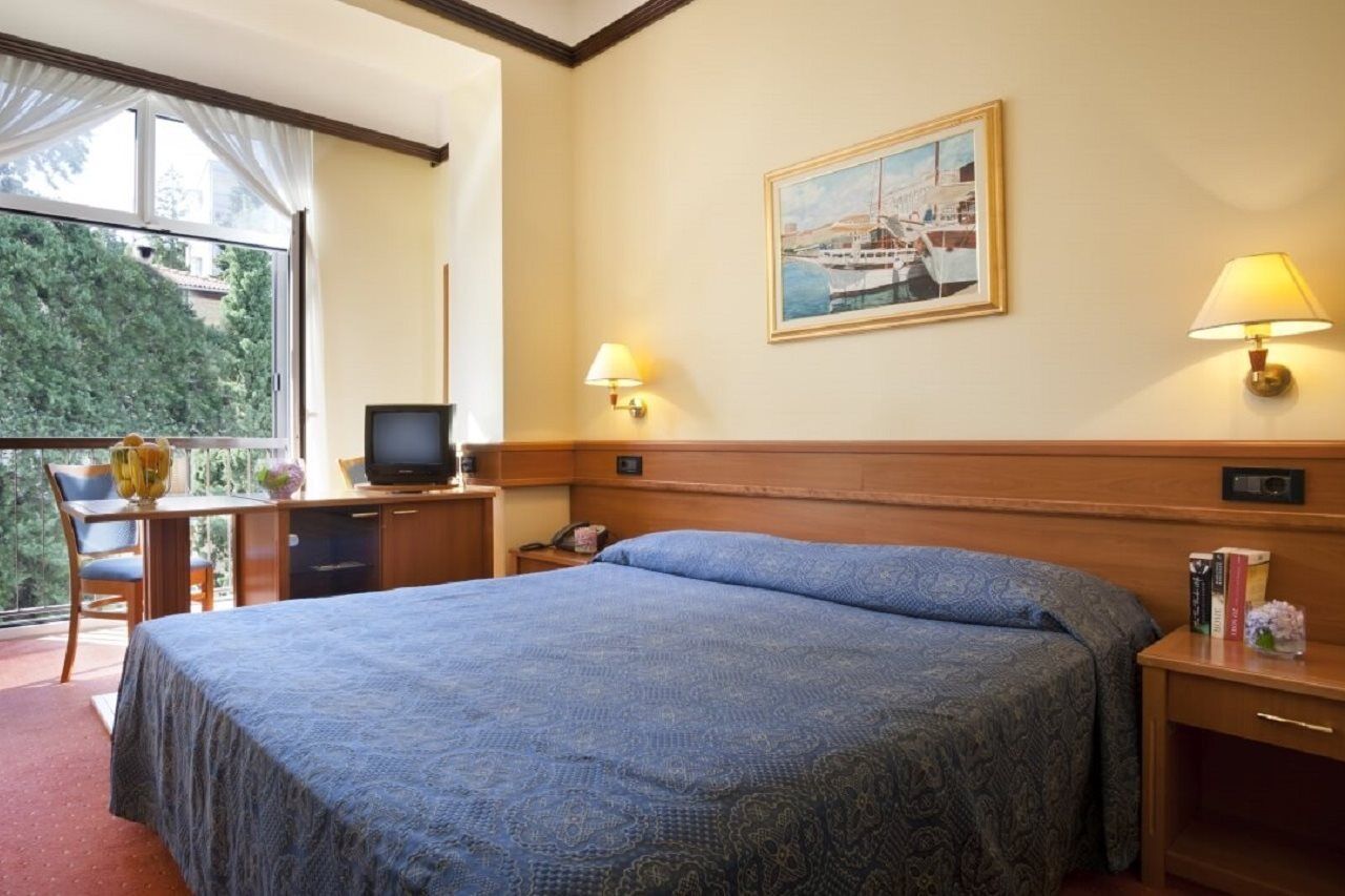 Hotel Kristal - Liburnia Opatija Dış mekan fotoğraf